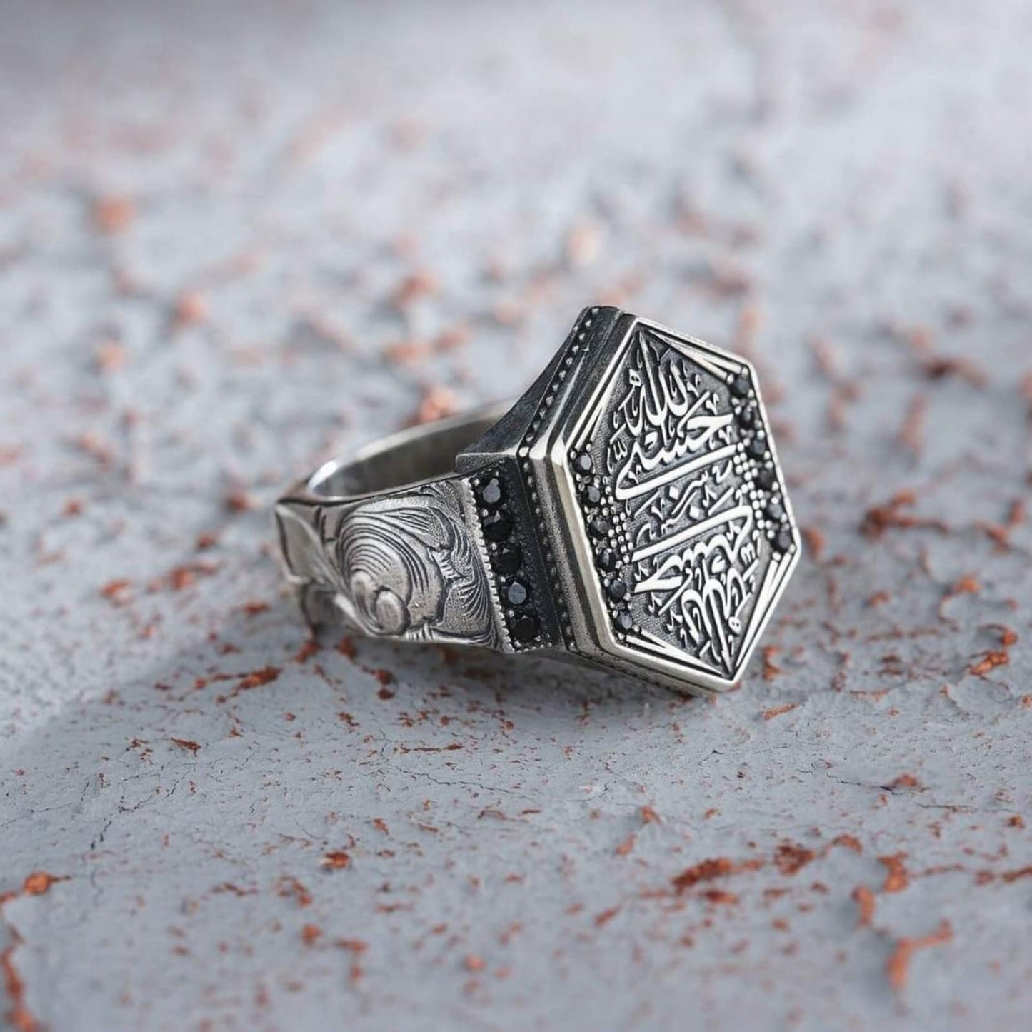 Eleganter, verstellbarer Hasbinallah-Ring für Herren, stilvolles Silberdesign, islamisches Schmuckgeschenk