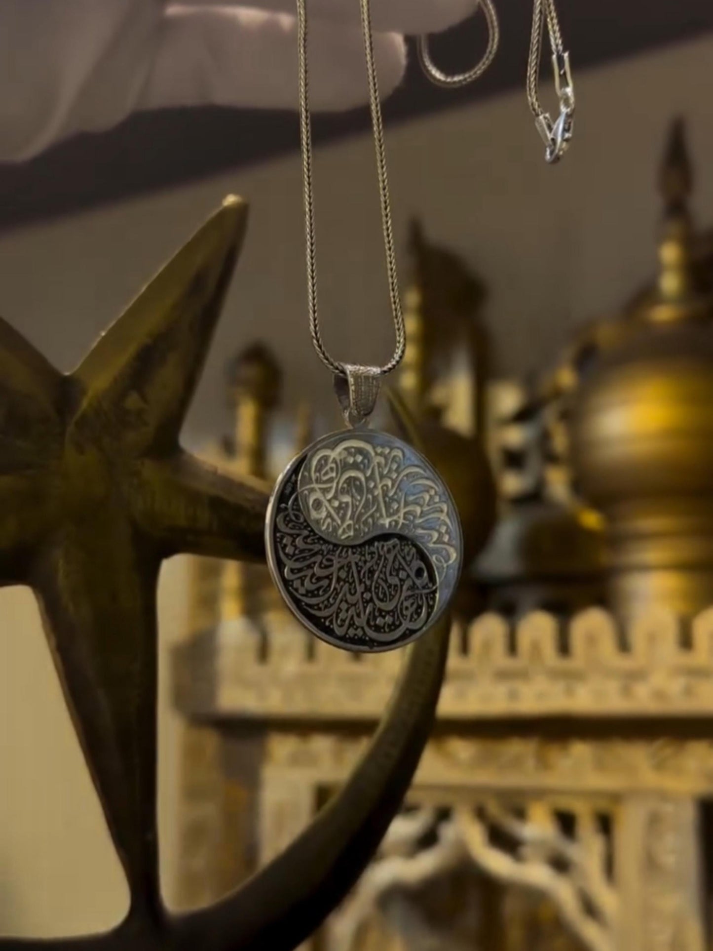 Arabic Calligraphy Medallion Necklace – 925 Silver | New Beginning