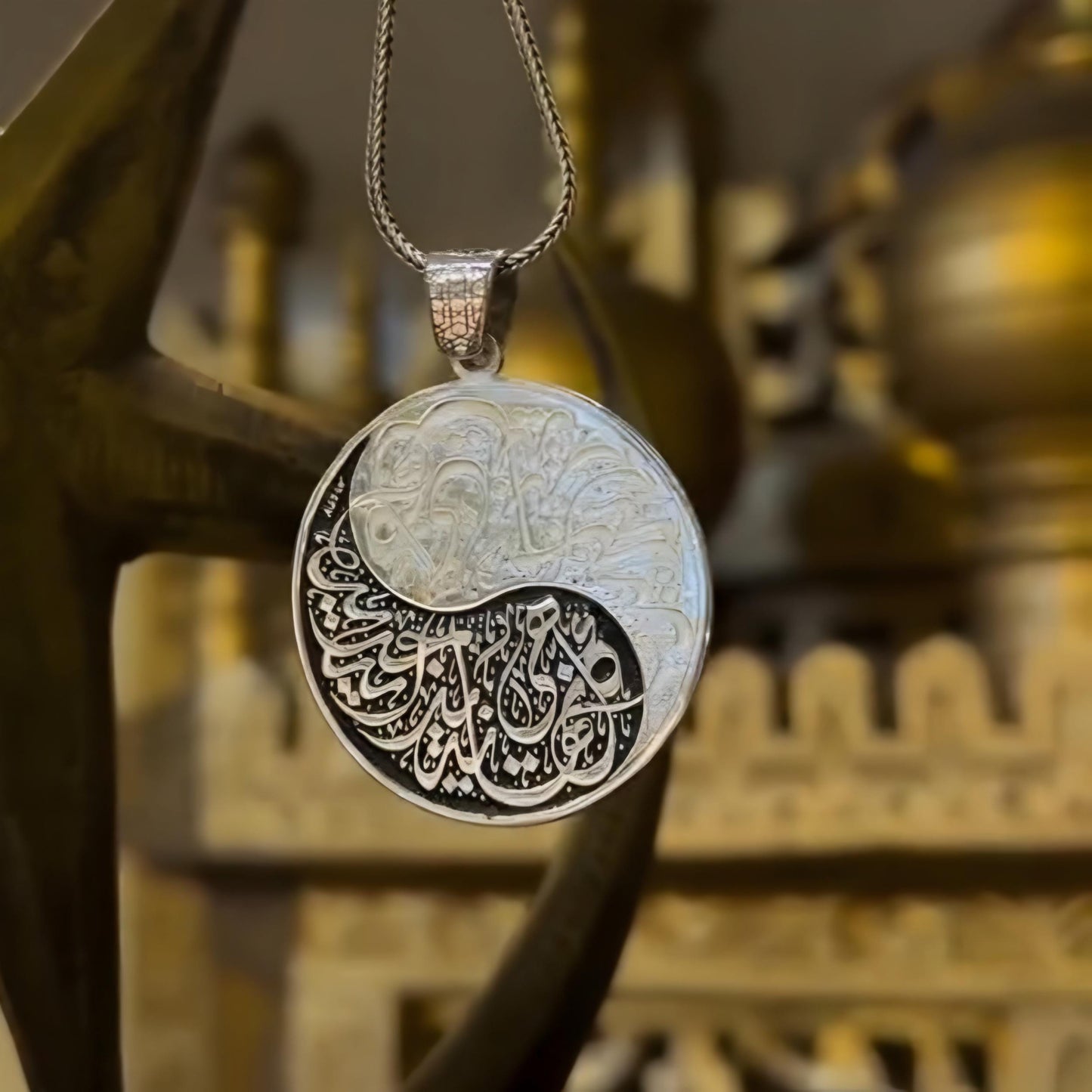 Arabic Calligraphy Medallion Necklace – 925 Silver | New Beginning