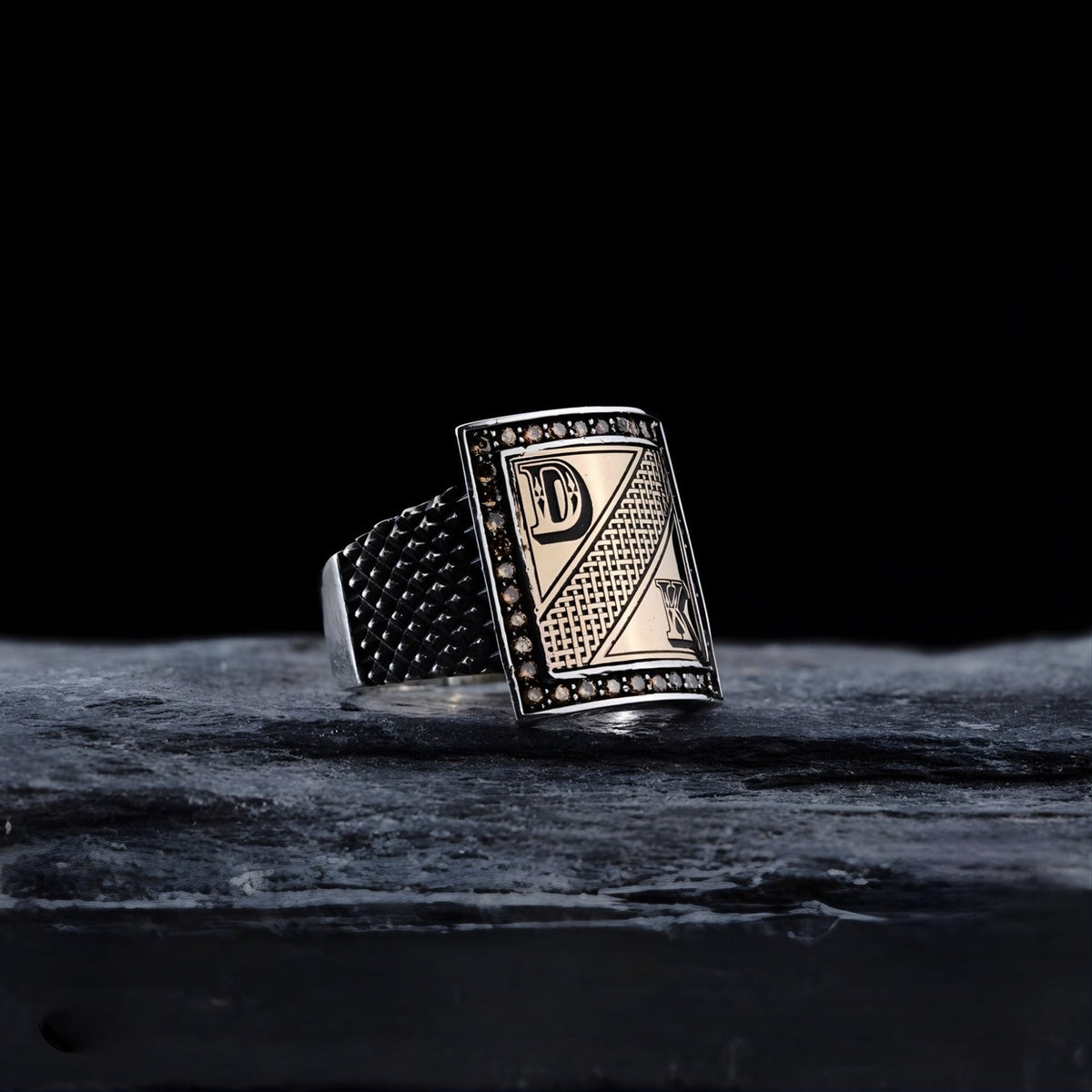 Personalized initial men's ring in 925 sterling silver