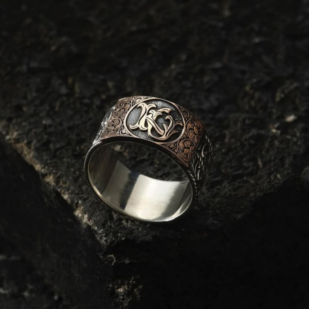 Personalized Two Letter Ring Twisted Band – view 4