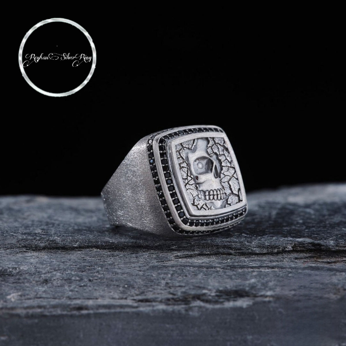 Skull ring with black cubic zirconia in 925 sterling silver