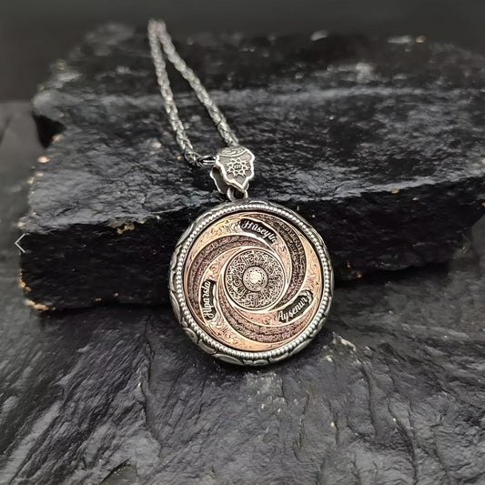 Spinning medallion necklace with protective surahs in 925 sterling silver
