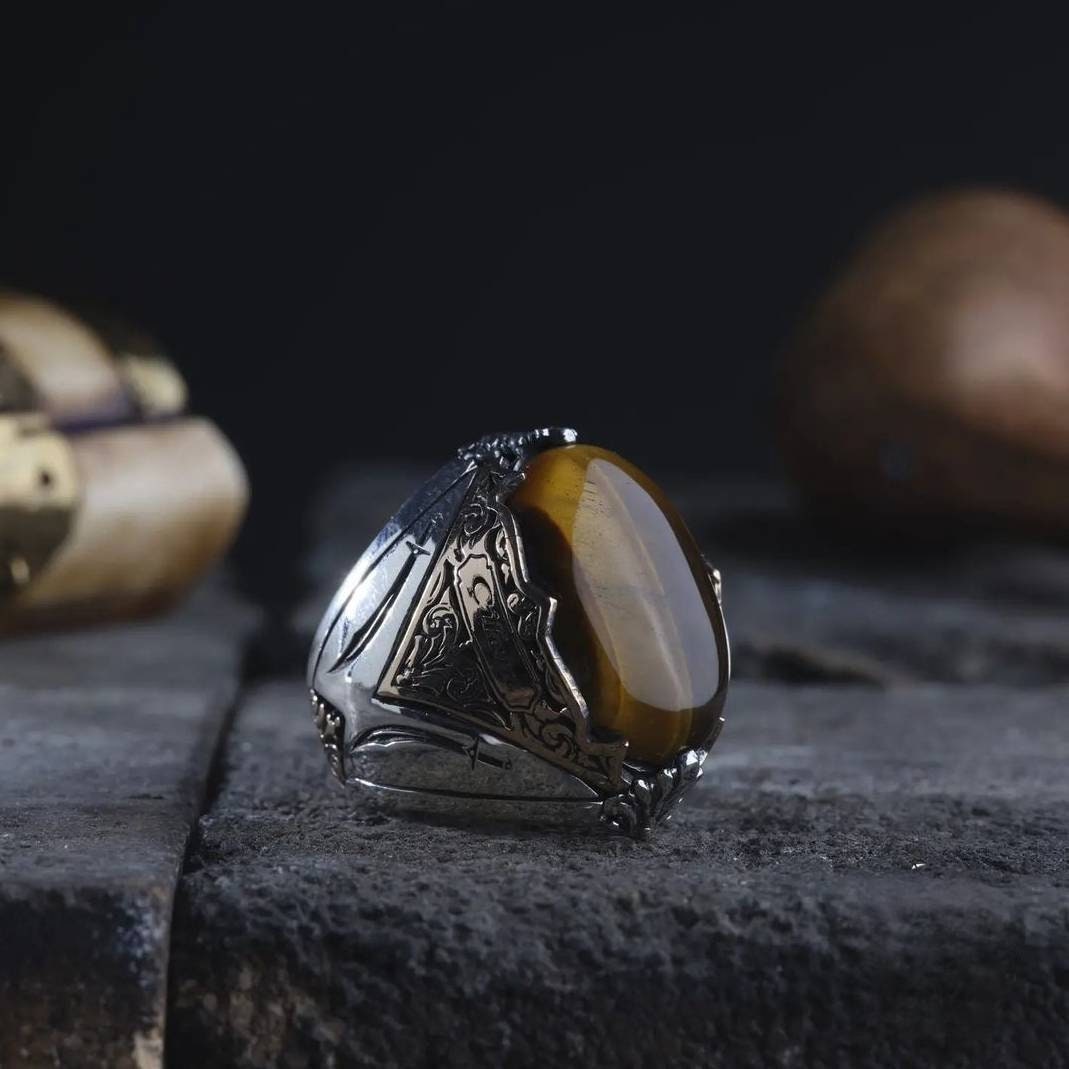 Tiger eye men's ring in 925 sterling silver
