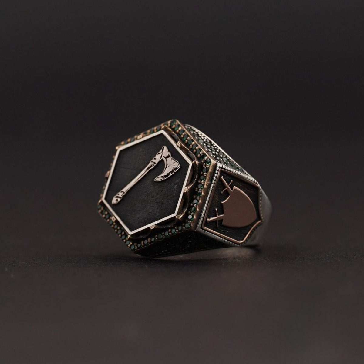 Viking Axe Ring Green Zircon Ottoman in 925 sterling silver
